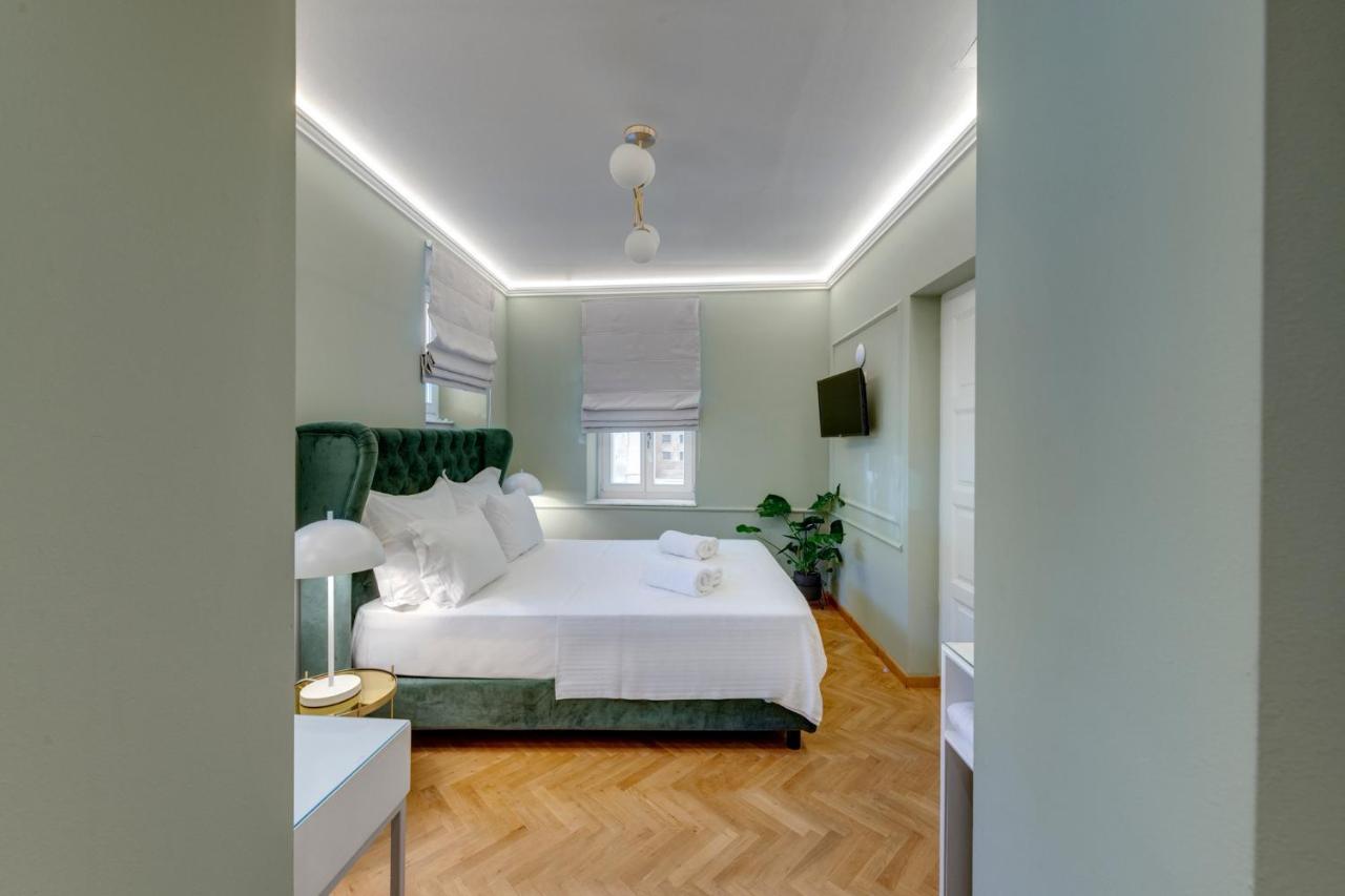 Amare Boutique Suites Ermoupoli Luaran gambar