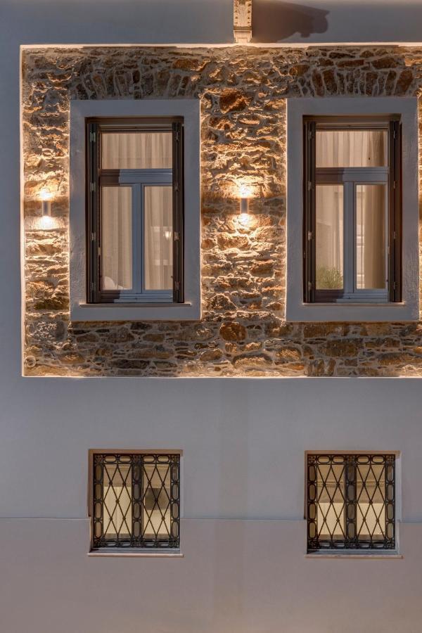 Amare Boutique Suites Ermoupoli Luaran gambar