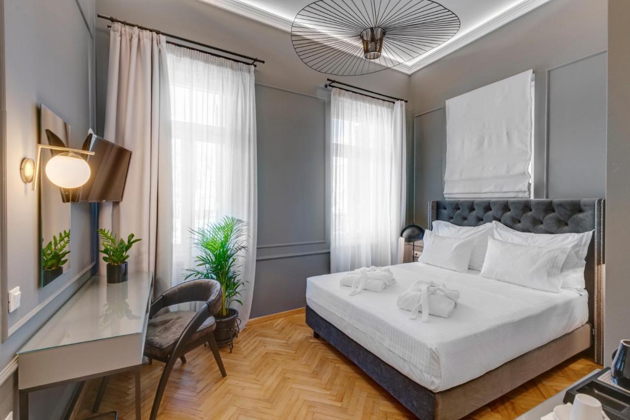 Amare Boutique Suites Ermoupoli Luaran gambar