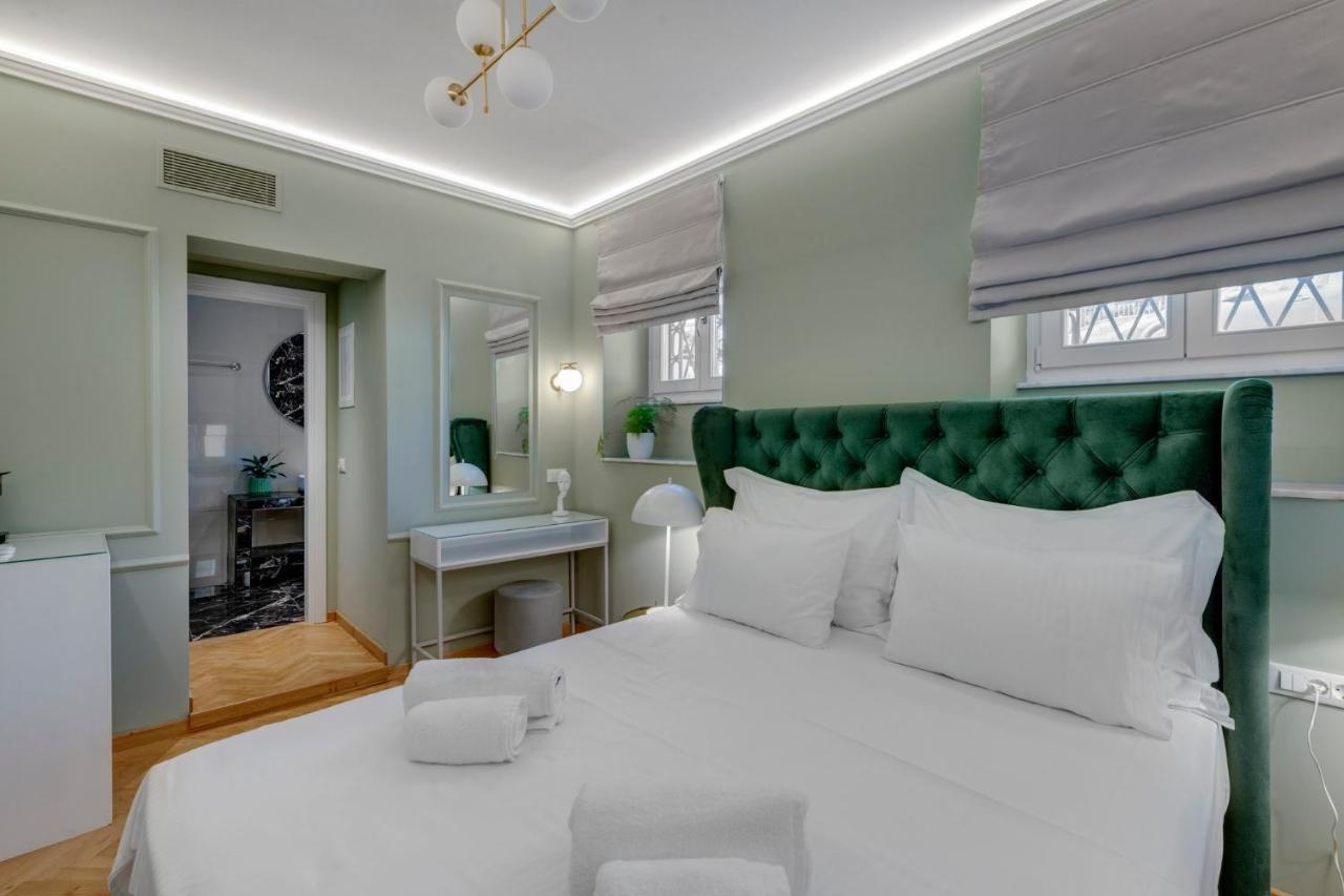 Amare Boutique Suites Ermoupoli Luaran gambar